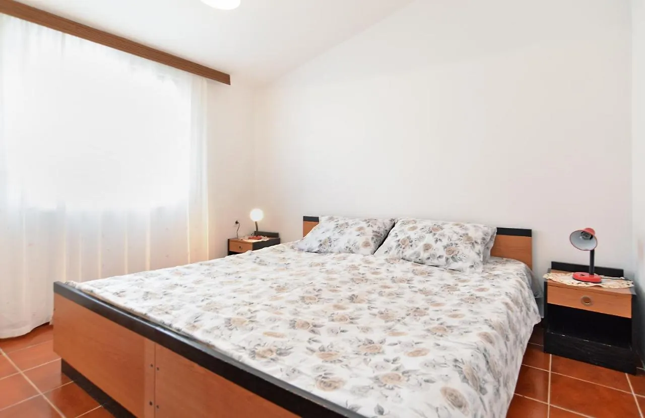 Apartment Desanka 668 Medolino