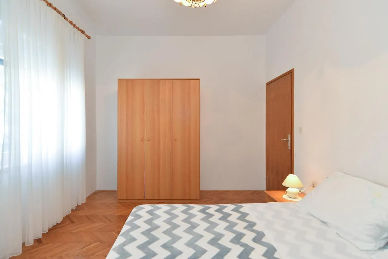 Apartment Desanka 668 0*, Medulin