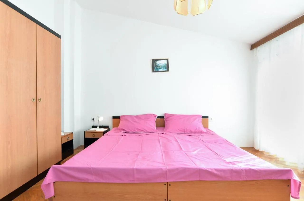 Apartment Desanka 668